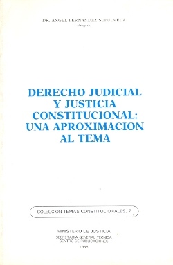 Este libro a modo de ensayo o disgresión está realizado por un profesional del Derecho, que sintió, desde sus tiempos de estudiante, un gran interés por sus principios generales.