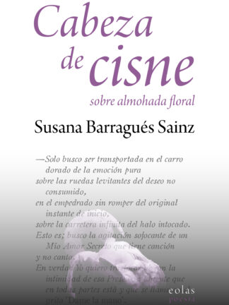 Cabeza de cisne. Sobre almohada floral