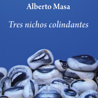 Tres nichos colindantes