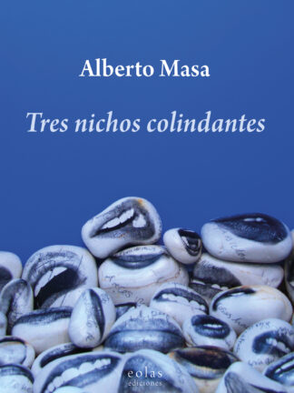Tres nichos colindantes